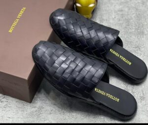 MEN SLIPPERS