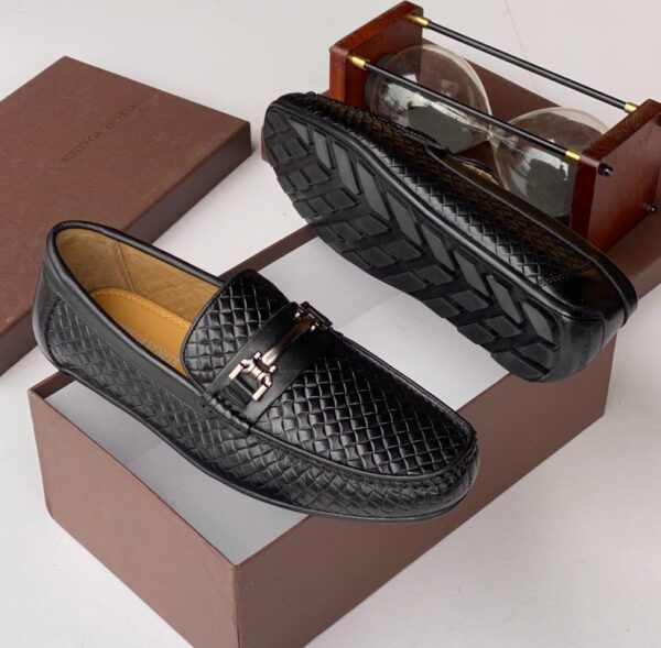 Men casual loafers