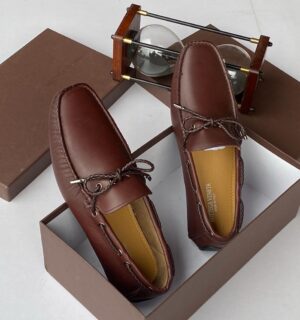 Men casual loafers