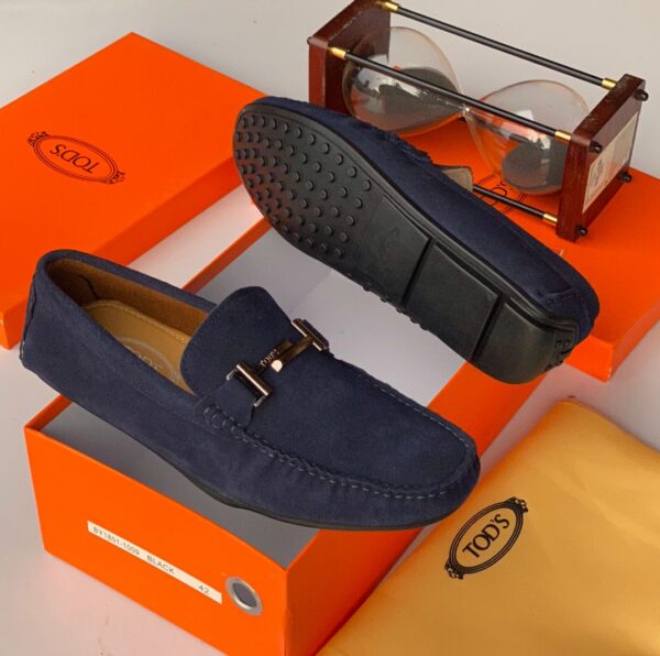 Tob's suade loafers