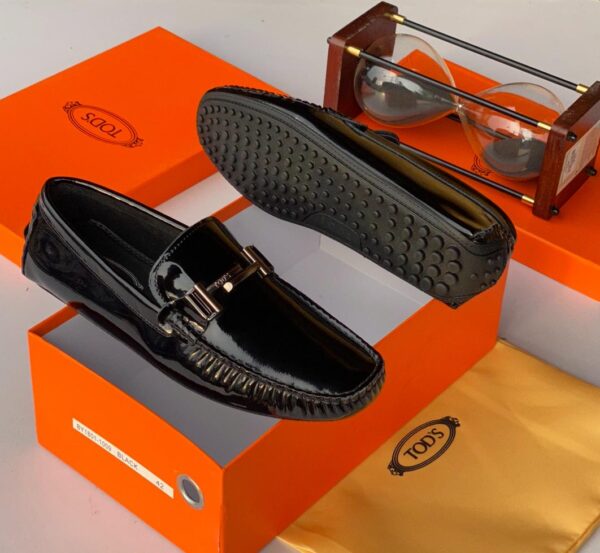 Tob's loafers
